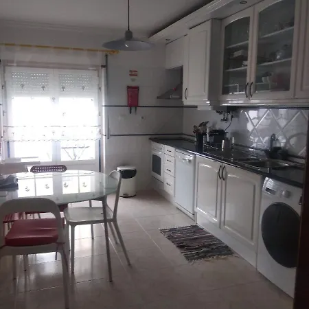 B.ericeira Surf Apartment *